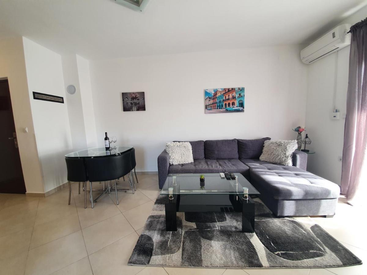 Alex apartment Medulin Exterior foto