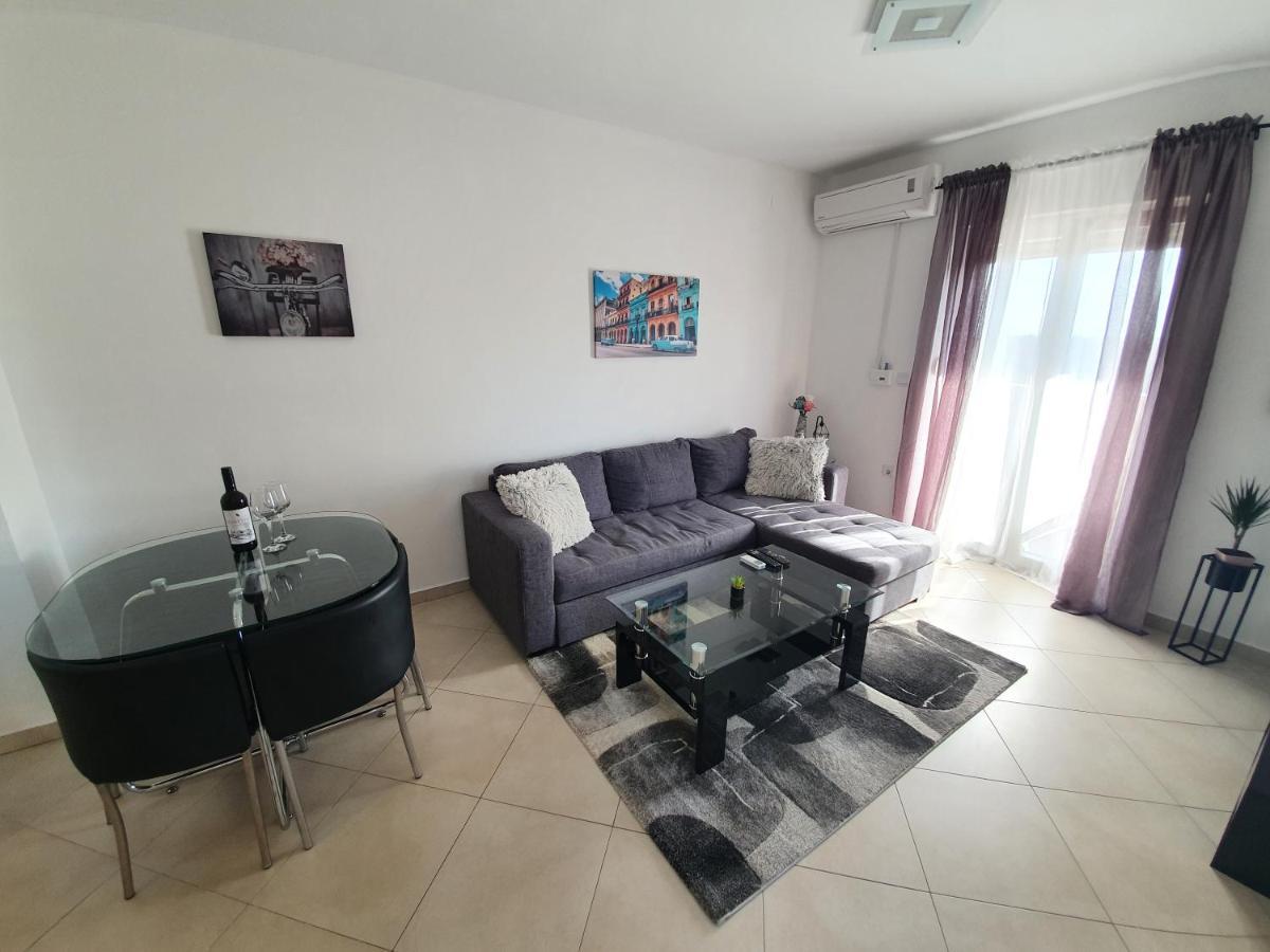 Alex apartment Medulin Exterior foto